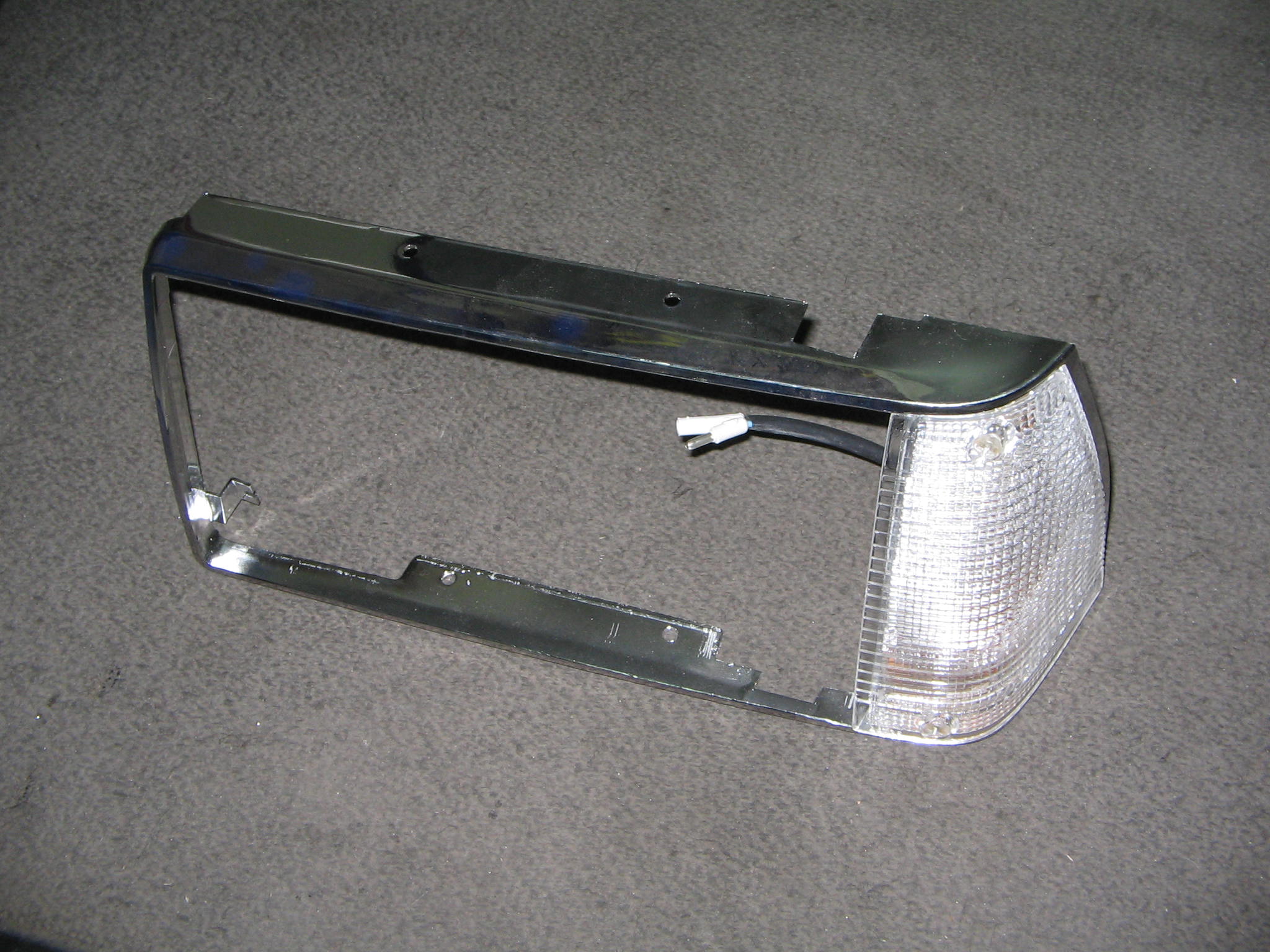 FIAT REGATA CORNICE FARO SX NUOVO N.221